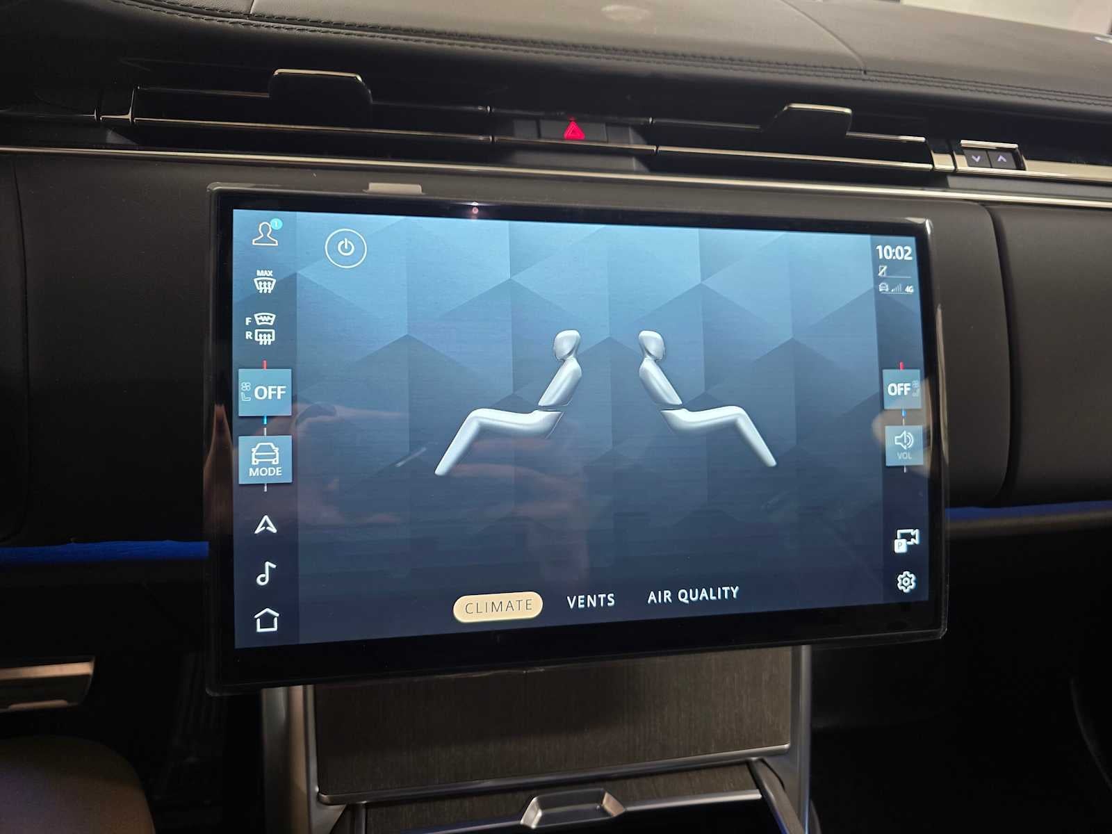 2026 Land Rover Range Rover SV