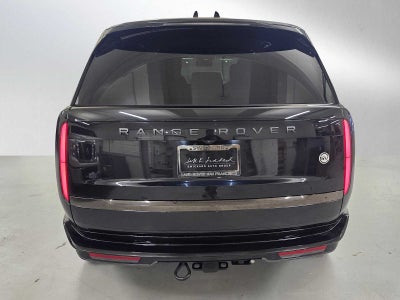 2026 Land Rover Range Rover SV