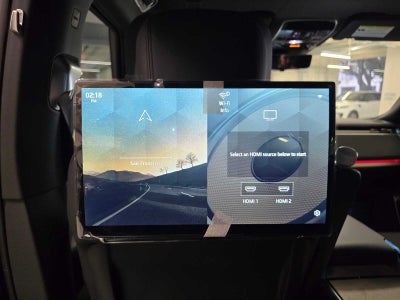 2025 Land Rover Range Rover SV