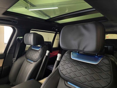 2025 Land Rover Range Rover SV