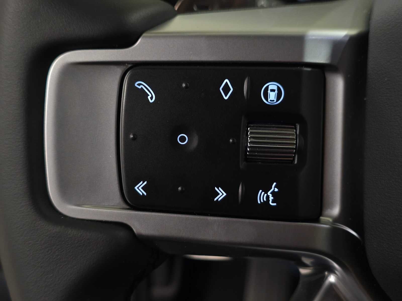 2025 Land Rover Discovery S