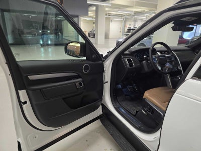 2025 Land Rover Discovery Dynamic SE