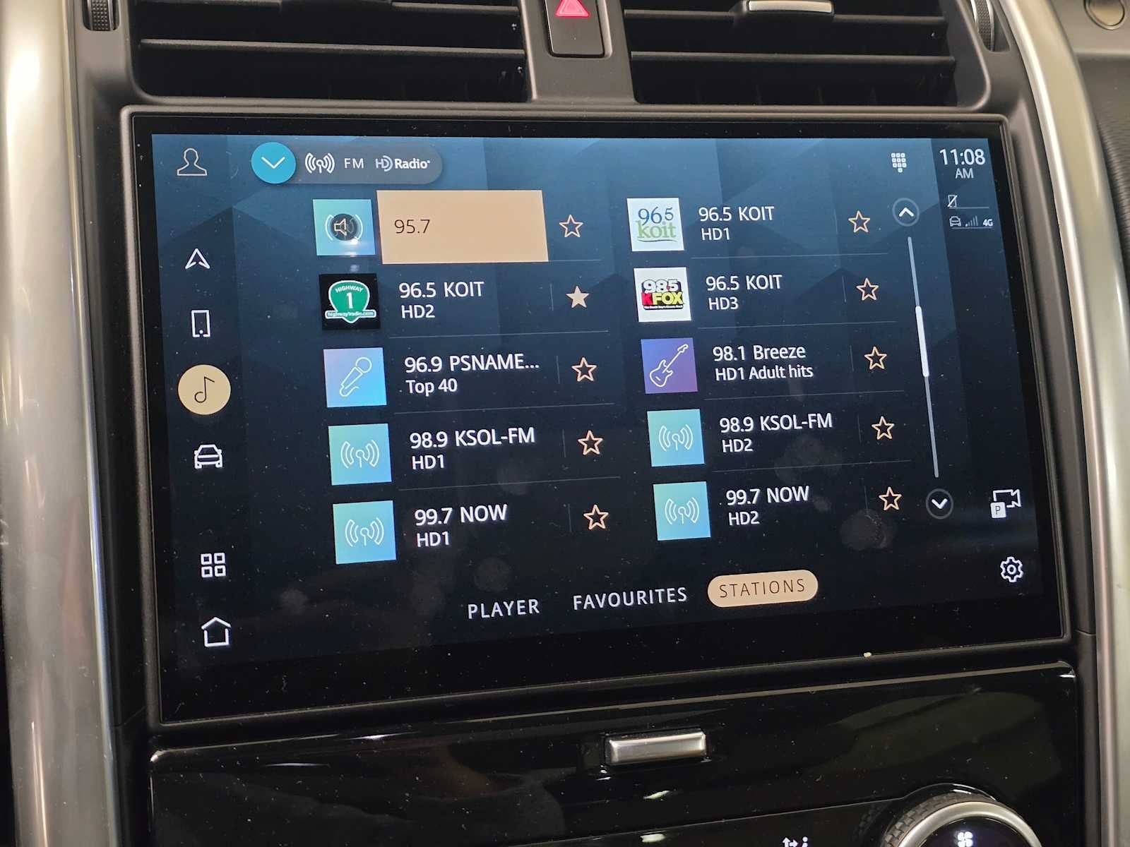 2025 Land Rover Discovery Dynamic SE