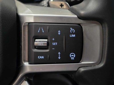 2025 Land Rover Discovery Dynamic SE