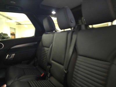 2025 Land Rover Discovery Dynamic SE