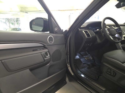 2025 Land Rover Discovery Dynamic SE