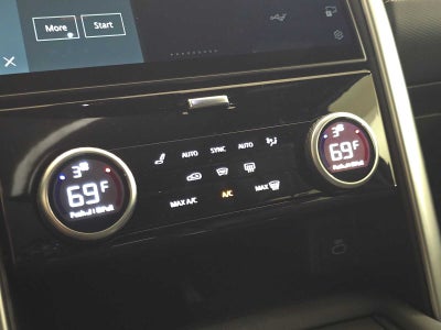 2025 Land Rover Discovery Dynamic SE