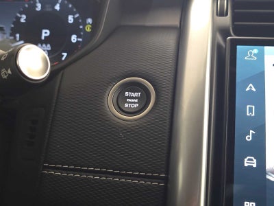 2025 Land Rover Discovery Dynamic SE