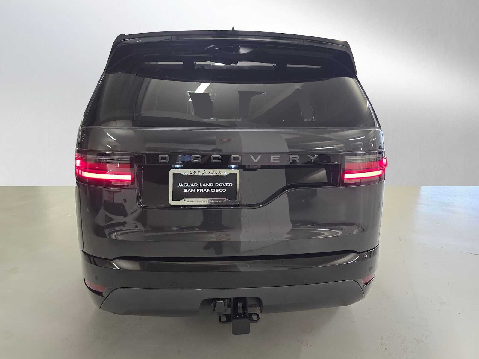 2025 Land Rover Discovery Dynamic SE