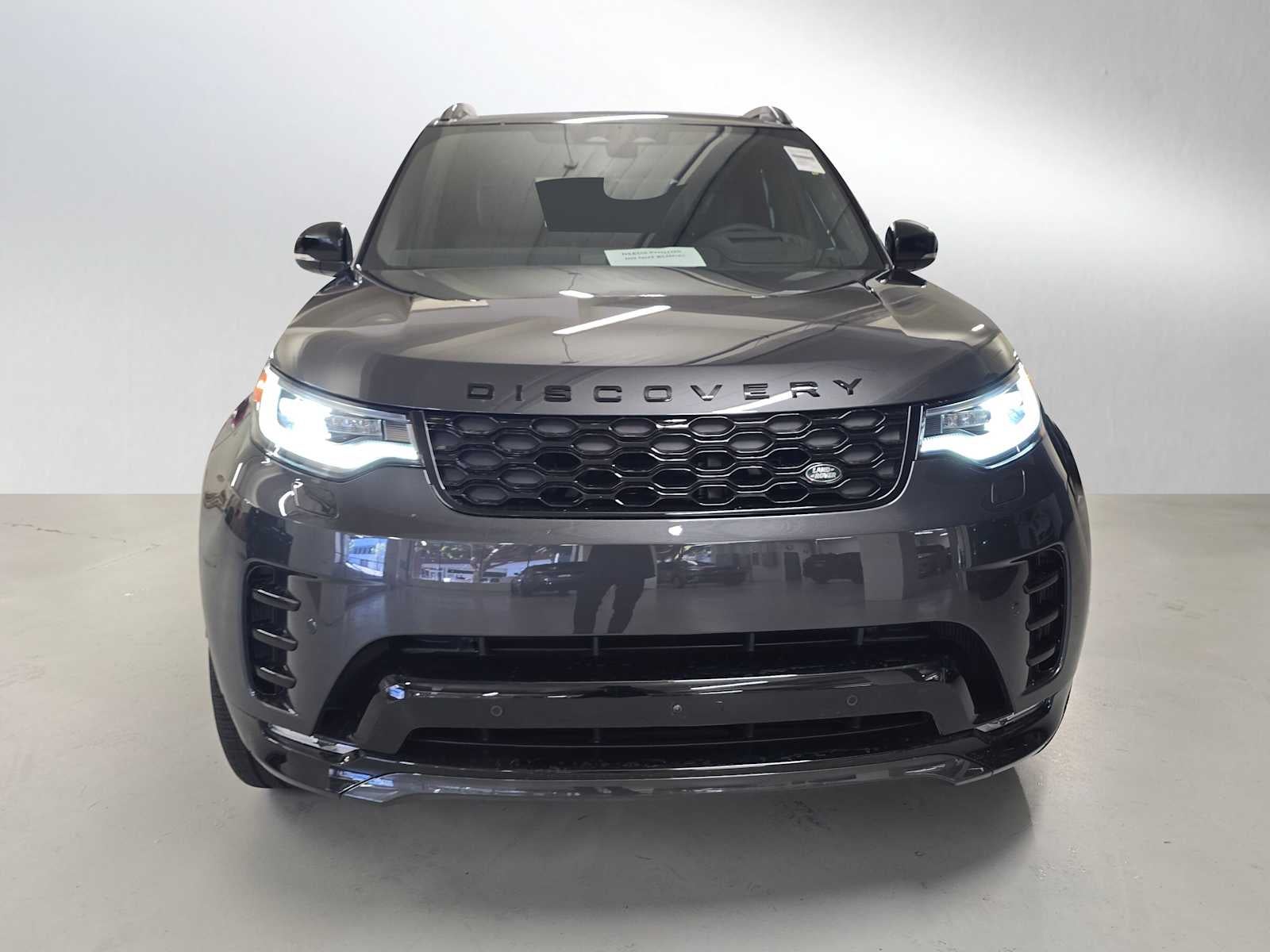 2025 Land Rover Discovery Dynamic SE