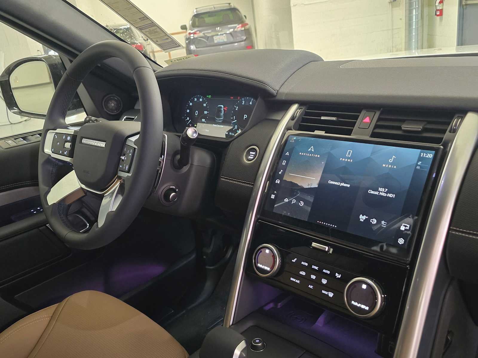 2026 Land Rover Discovery Gemini Edition