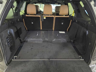 2026 Land Rover Discovery Gemini Edition