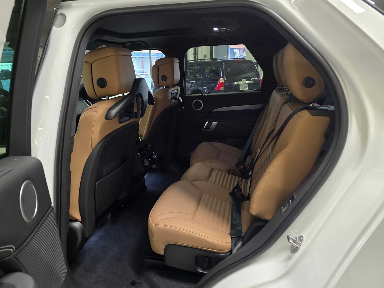 2026 Land Rover Discovery Gemini Edition