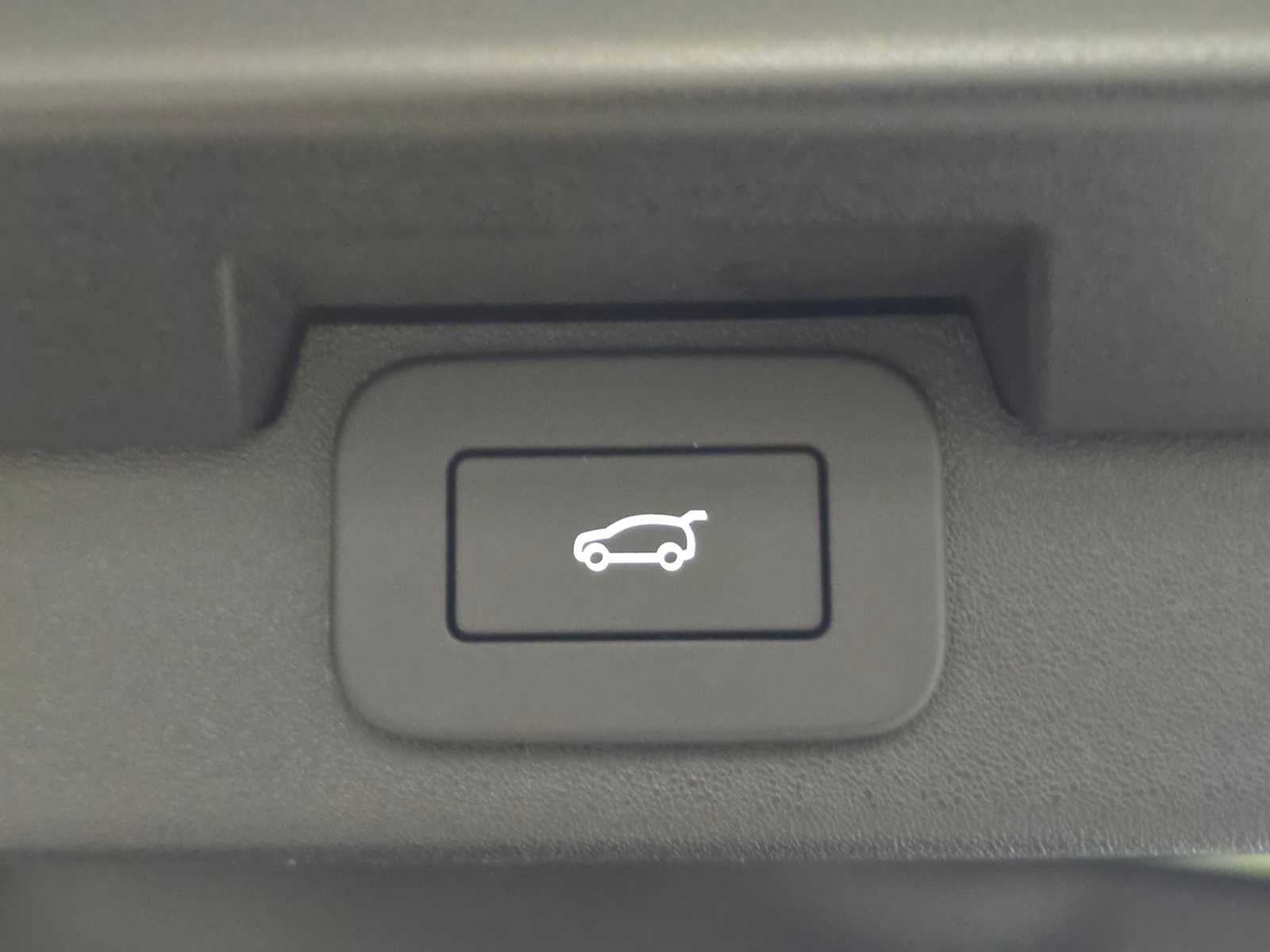 2026 Land Rover Discovery Gemini Edition
