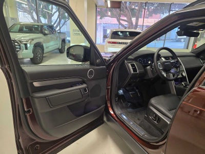 2026 Land Rover Discovery Gemini Edition