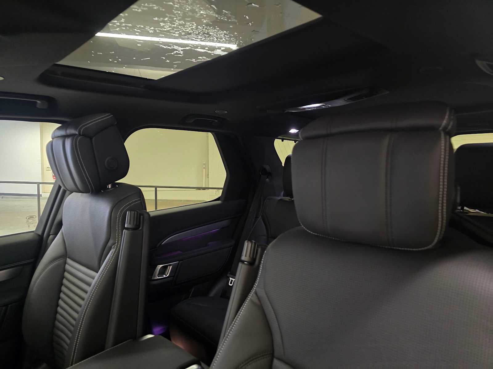 2026 Land Rover Discovery Gemini Edition