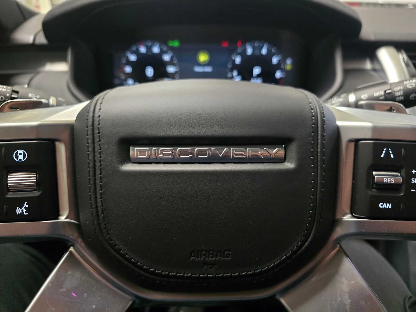 2026 Land Rover Discovery Gemini Edition