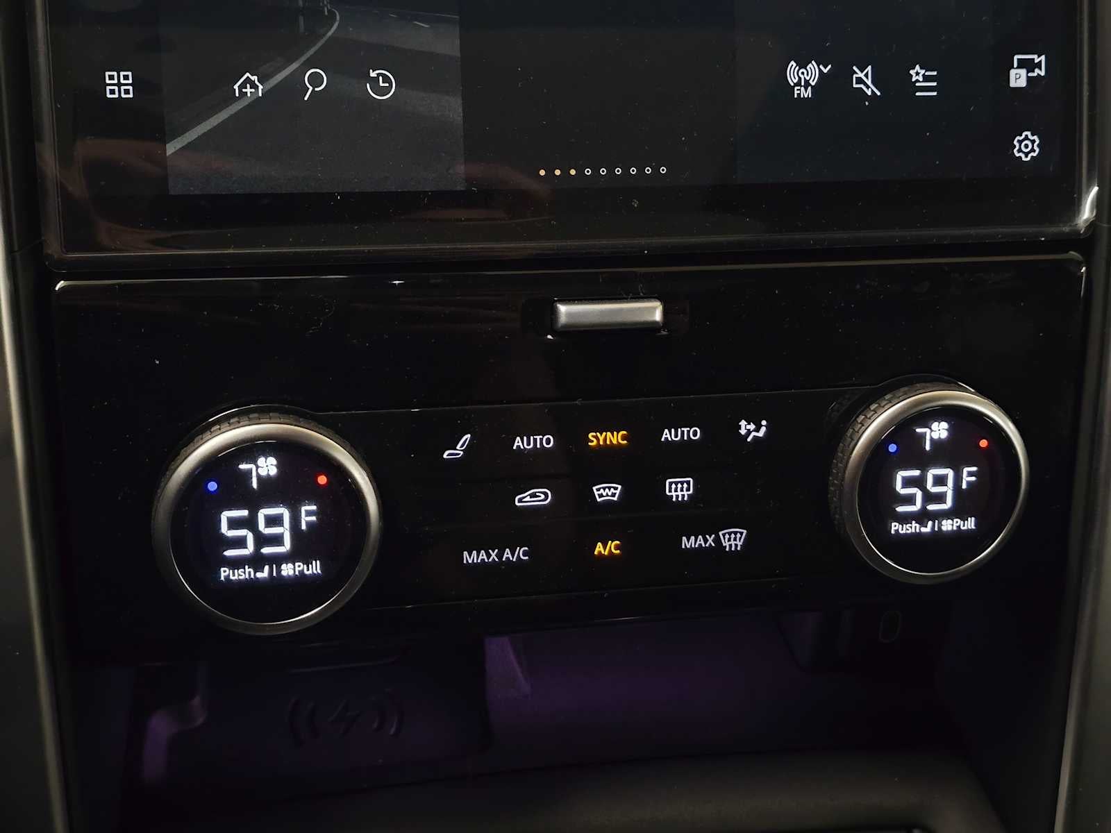 2026 Land Rover Discovery Gemini Edition