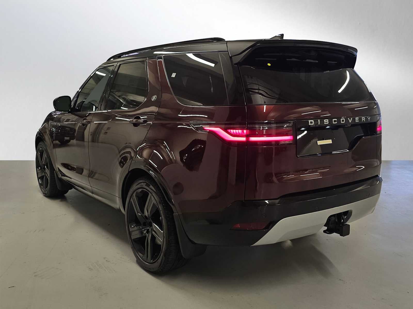 2026 Land Rover Discovery Gemini Edition