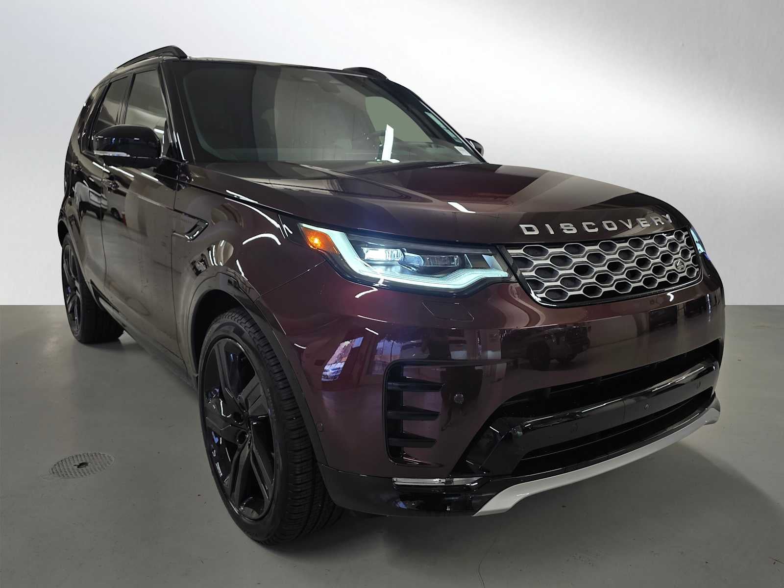2026 Land Rover Discovery Gemini Edition
