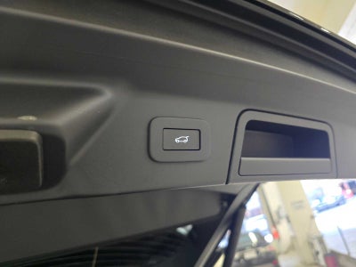 2026 Land Rover Range Rover Velar S