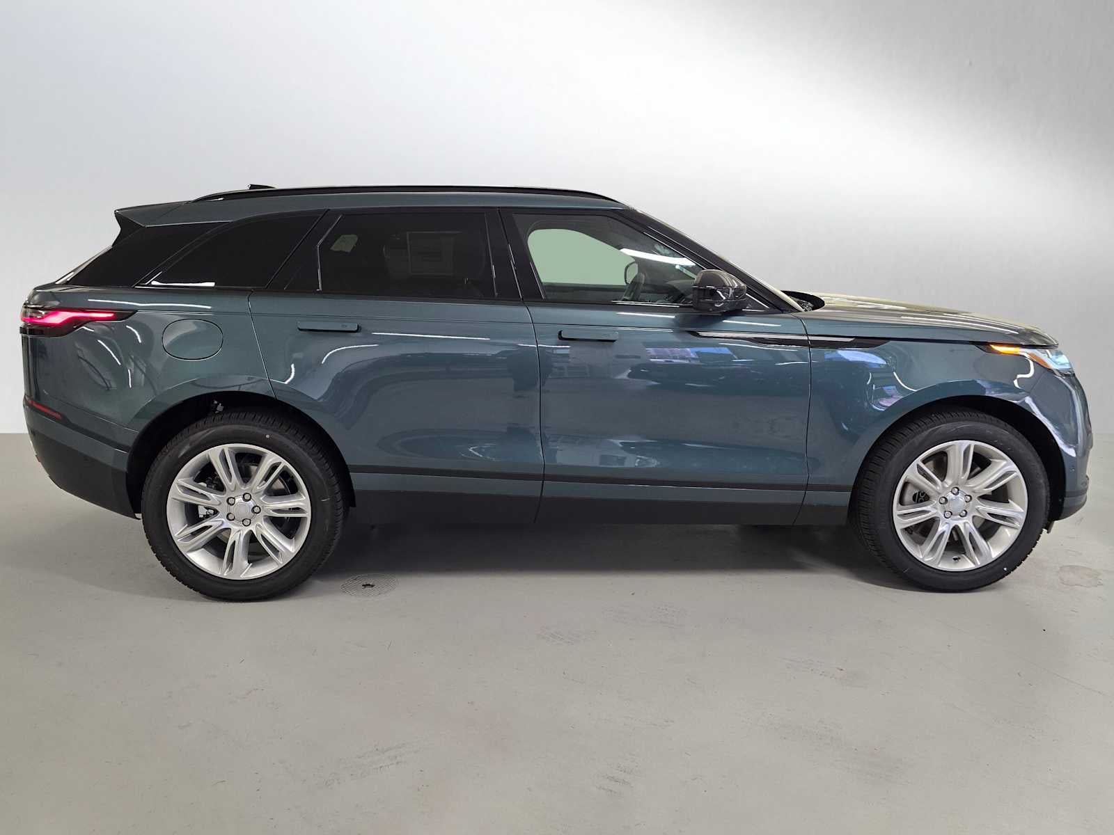 2026 Land Rover Range Rover Velar S