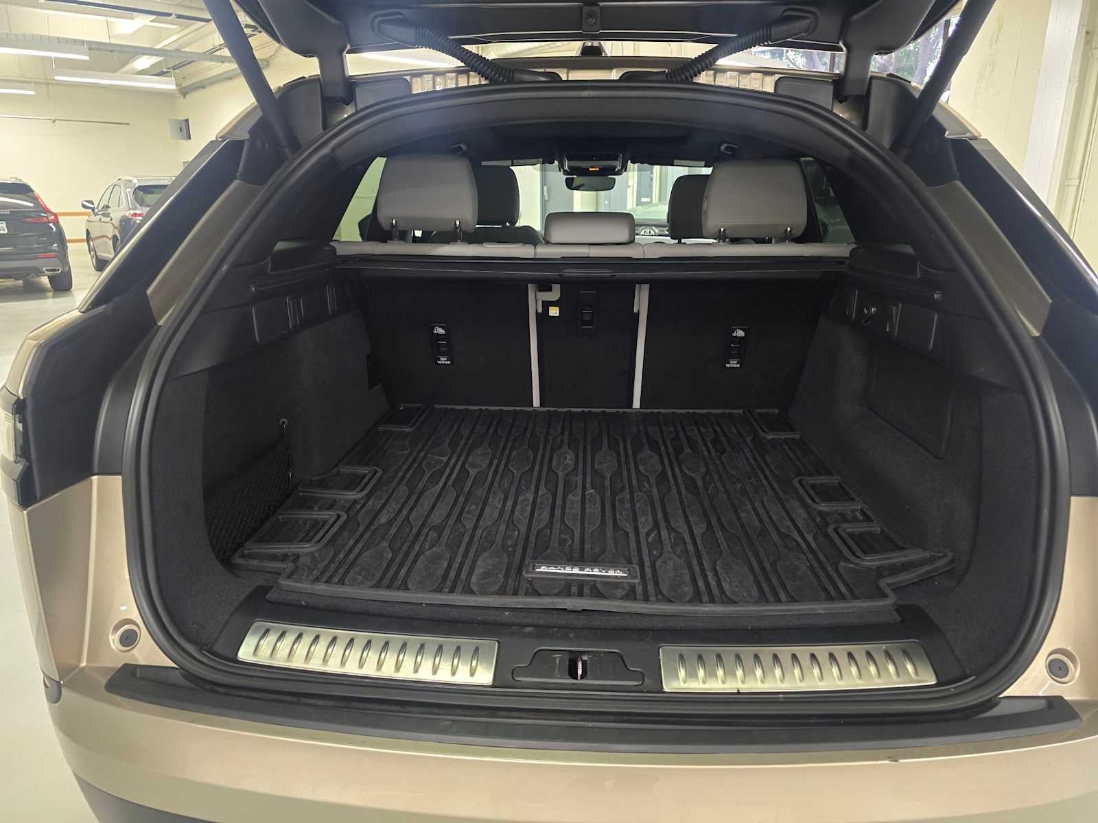 2026 Land Rover Range Rover Velar S