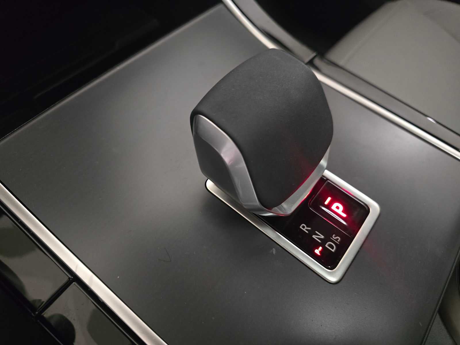 2026 Land Rover Range Rover Velar S