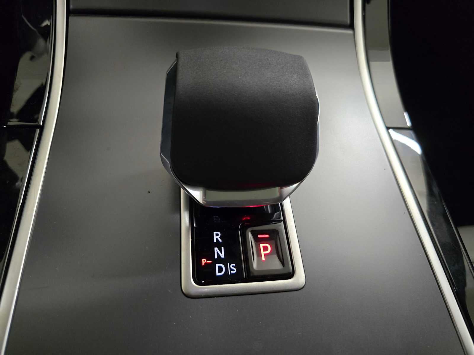 2026 Land Rover Range Rover Velar S