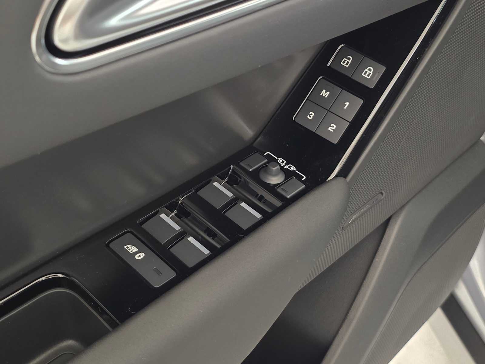 2026 Land Rover Range Rover Velar S
