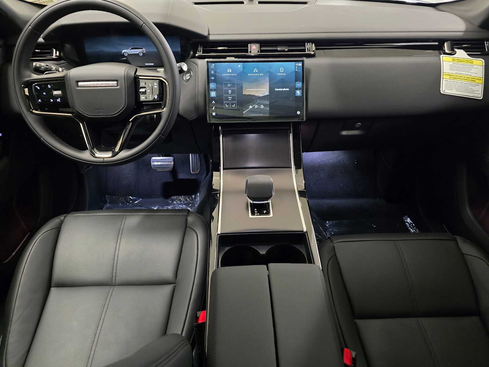 2026 Land Rover Range Rover Velar Dynamic SE