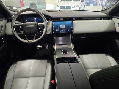 2026 Land Rover Range Rover Velar Dynamic SE