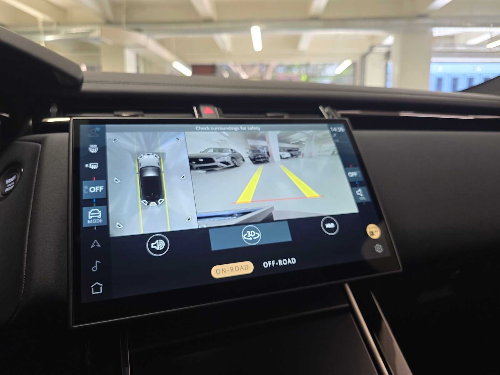 2026 Land Rover Range Rover Velar Dynamic SE