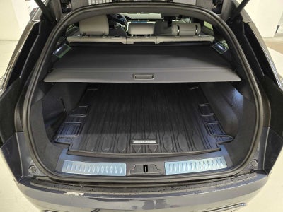 2026 Land Rover Range Rover Velar Dynamic SE