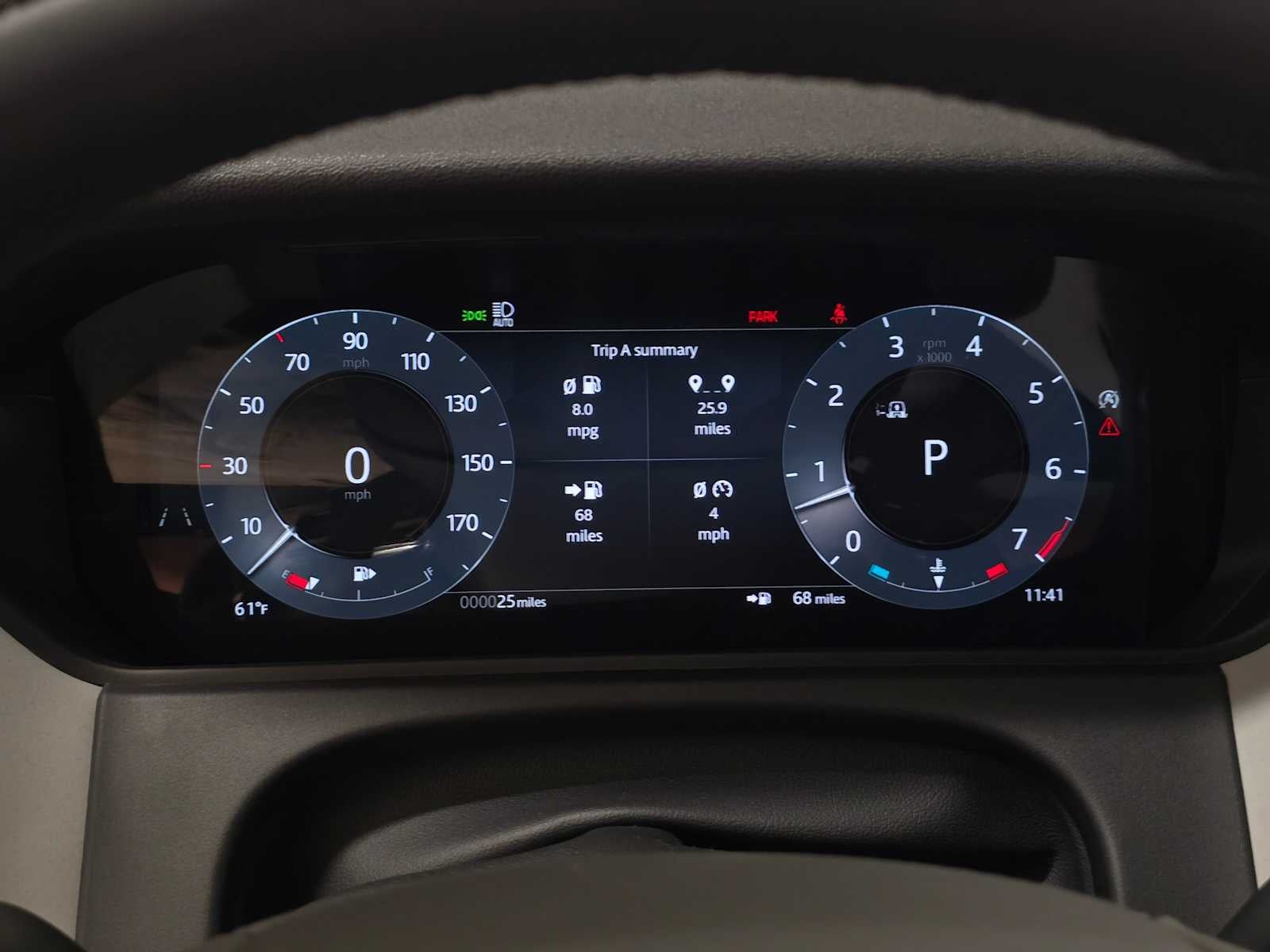 2026 Land Rover Range Rover Velar Dynamic SE