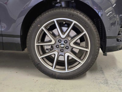 2026 Land Rover Range Rover Velar Dynamic SE