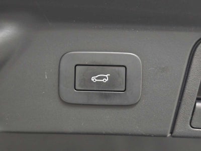 2026 Land Rover Range Rover Velar Dynamic SE