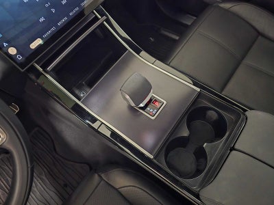 2026 Land Rover Range Rover Velar Dynamic SE