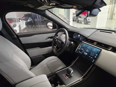 2026 Land Rover Range Rover Velar Dynamic SE
