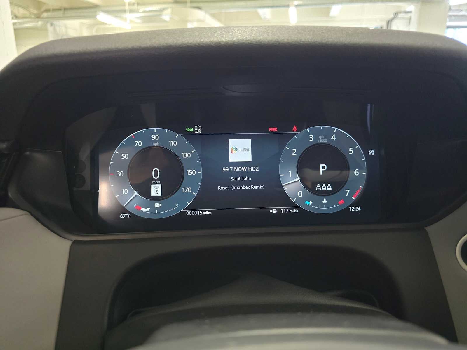 2026 Land Rover Range Rover Velar Dynamic SE