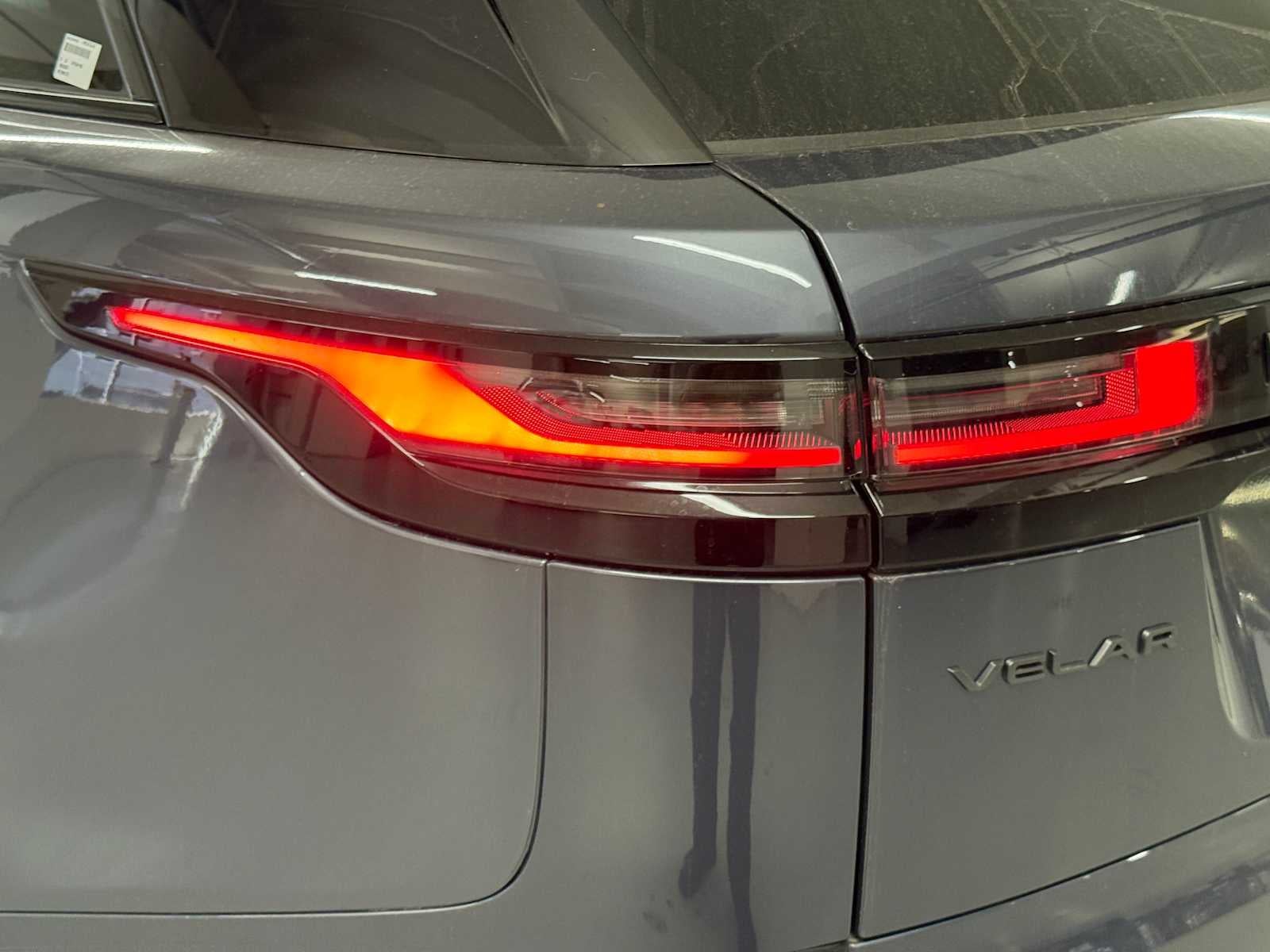 2026 Land Rover Range Rover Velar Dynamic SE