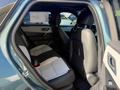 2026 Land Rover Range Rover Velar Dynamic SE