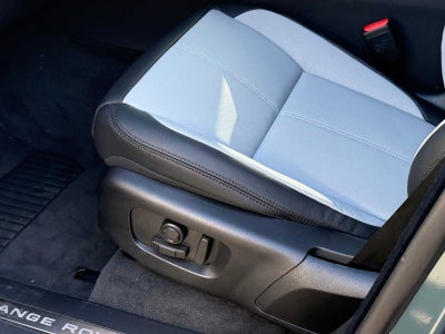 2026 Land Rover Range Rover Velar Dynamic SE