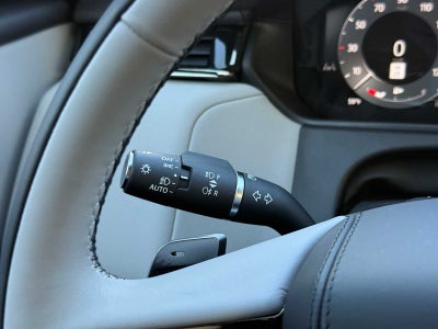 2026 Land Rover Range Rover Velar Dynamic SE