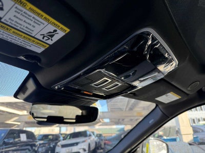 2026 Land Rover Range Rover Velar Dynamic SE