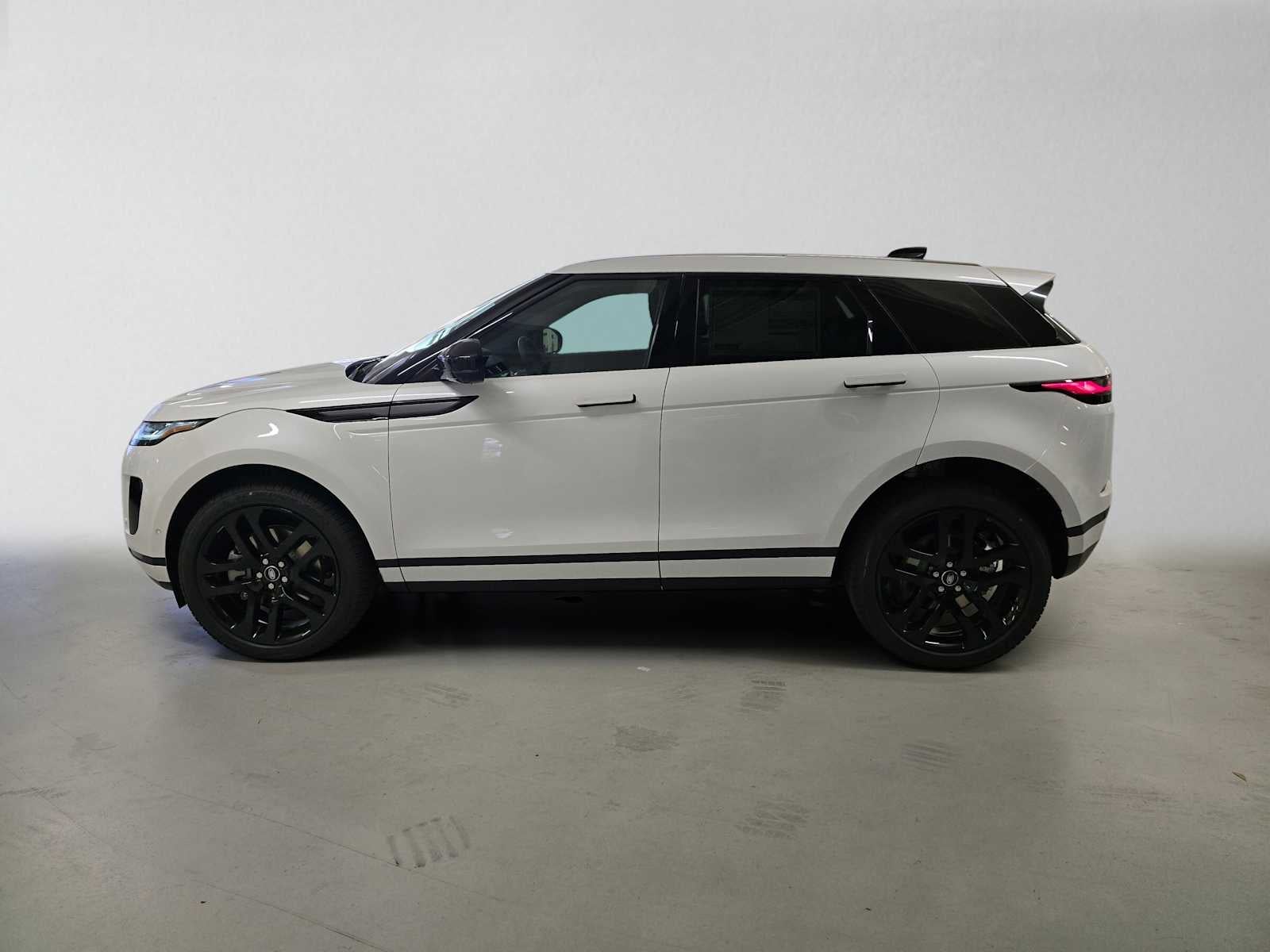 2026 Land Rover Range Rover Evoque Core S