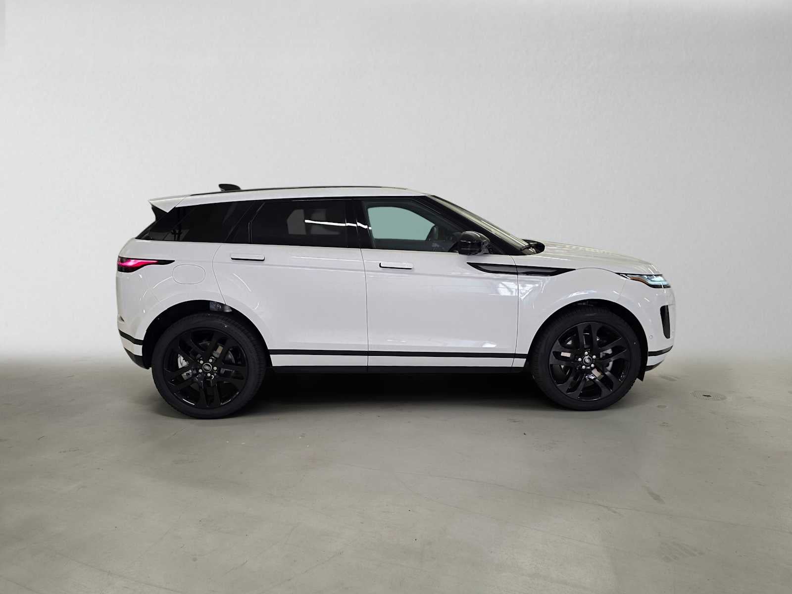 2026 Land Rover Range Rover Evoque Core S