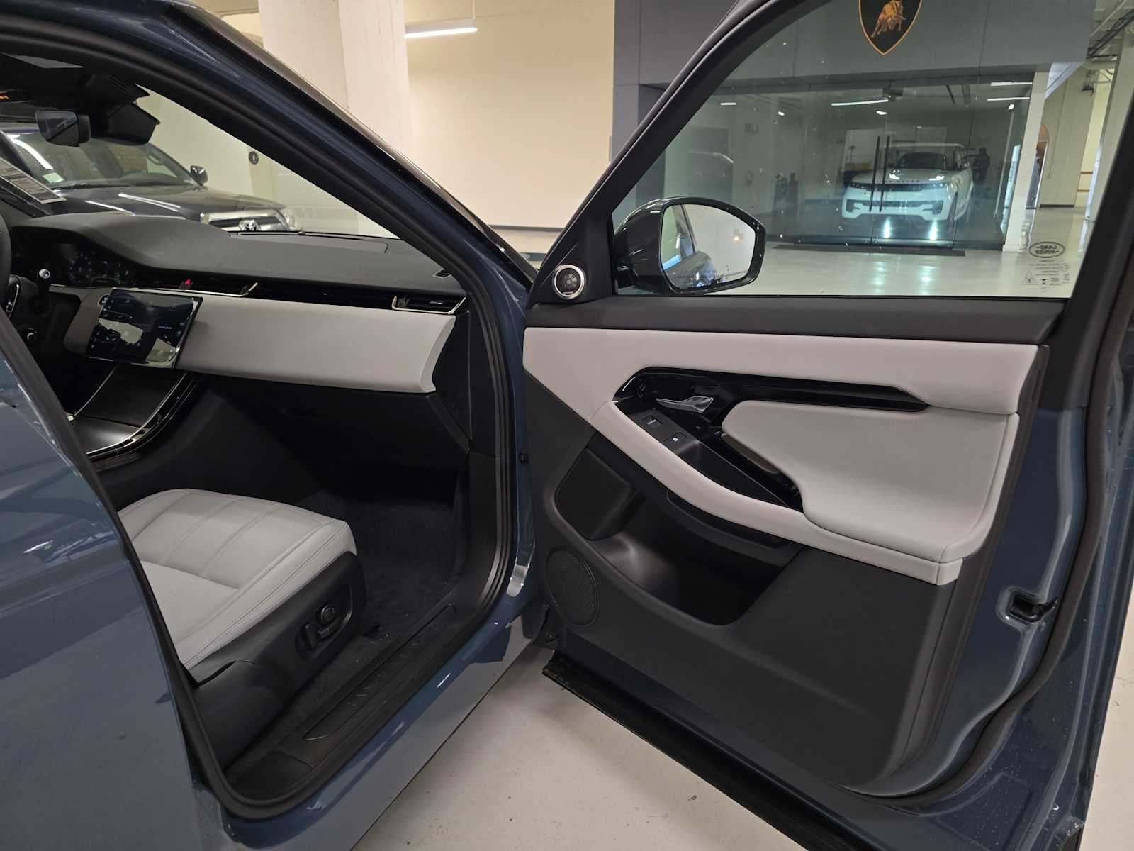 2026 Land Rover Range Rover Evoque Core S