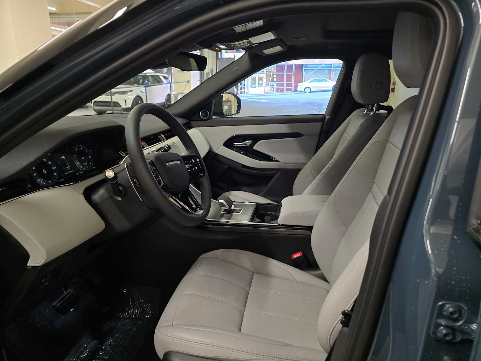 2026 Land Rover Range Rover Evoque Core S