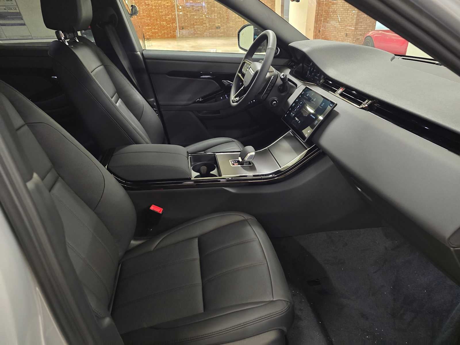 2026 Land Rover Range Rover Evoque Core S